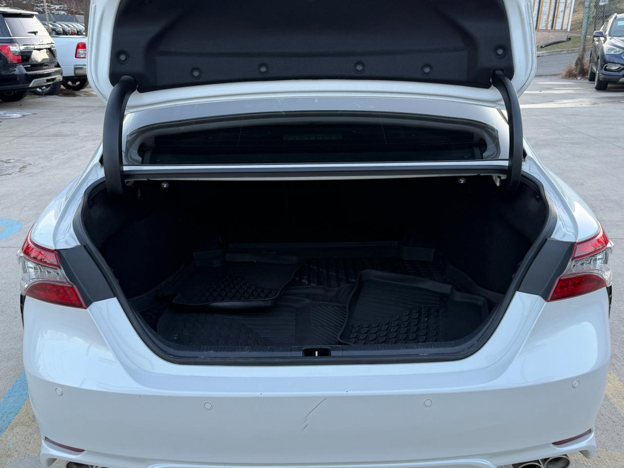 Toyota Camry XSE V6 2021