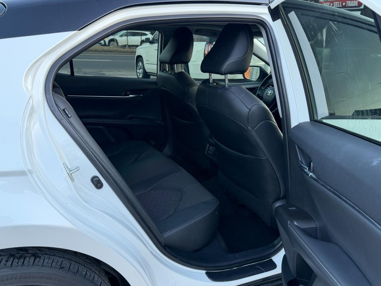 Toyota Camry XSE V6 2021