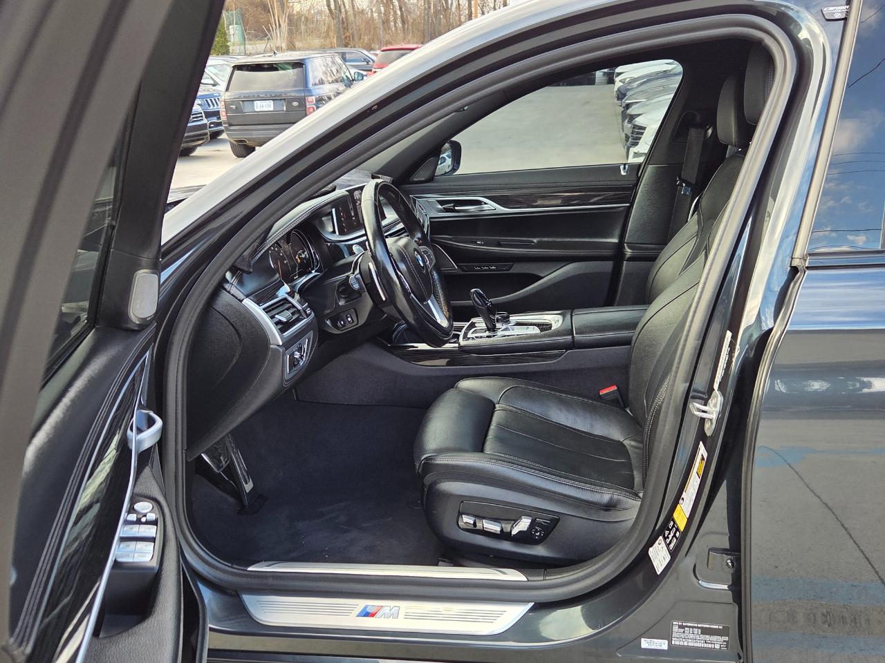 BMW 7-Series 740i xDrive 2019