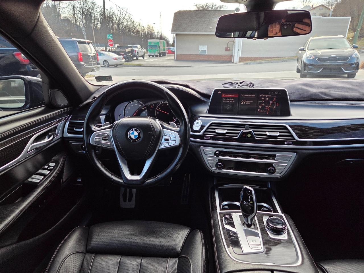 BMW 7-Series 740i xDrive 2019
