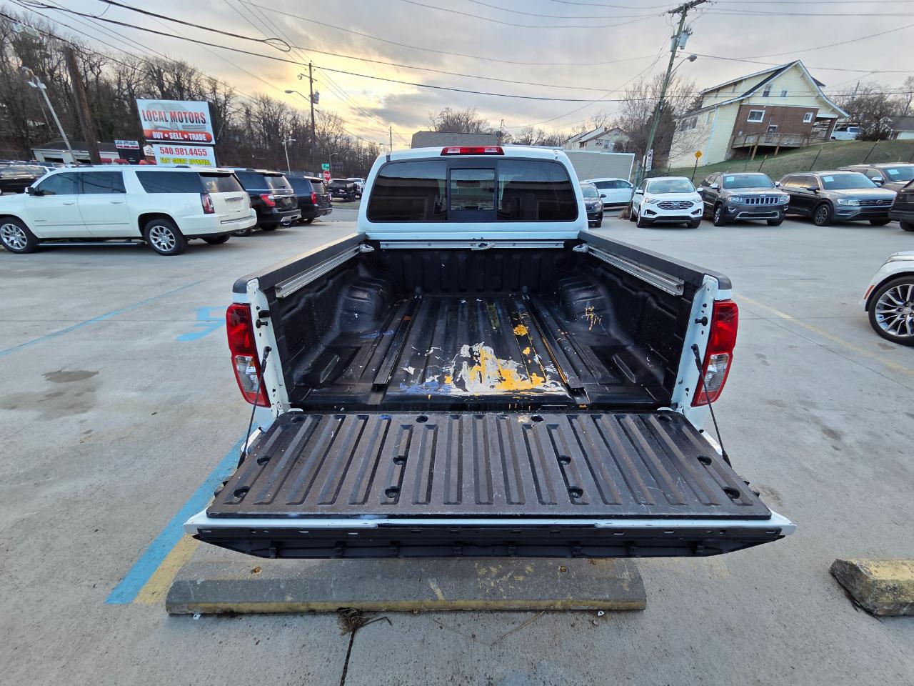 Nissan Frontier PRO-4X Crew Cab 5AT 4WD 2017