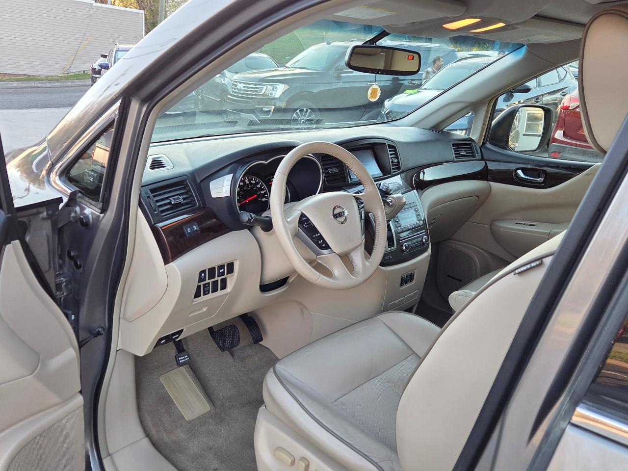 Nissan Quest SL 2015