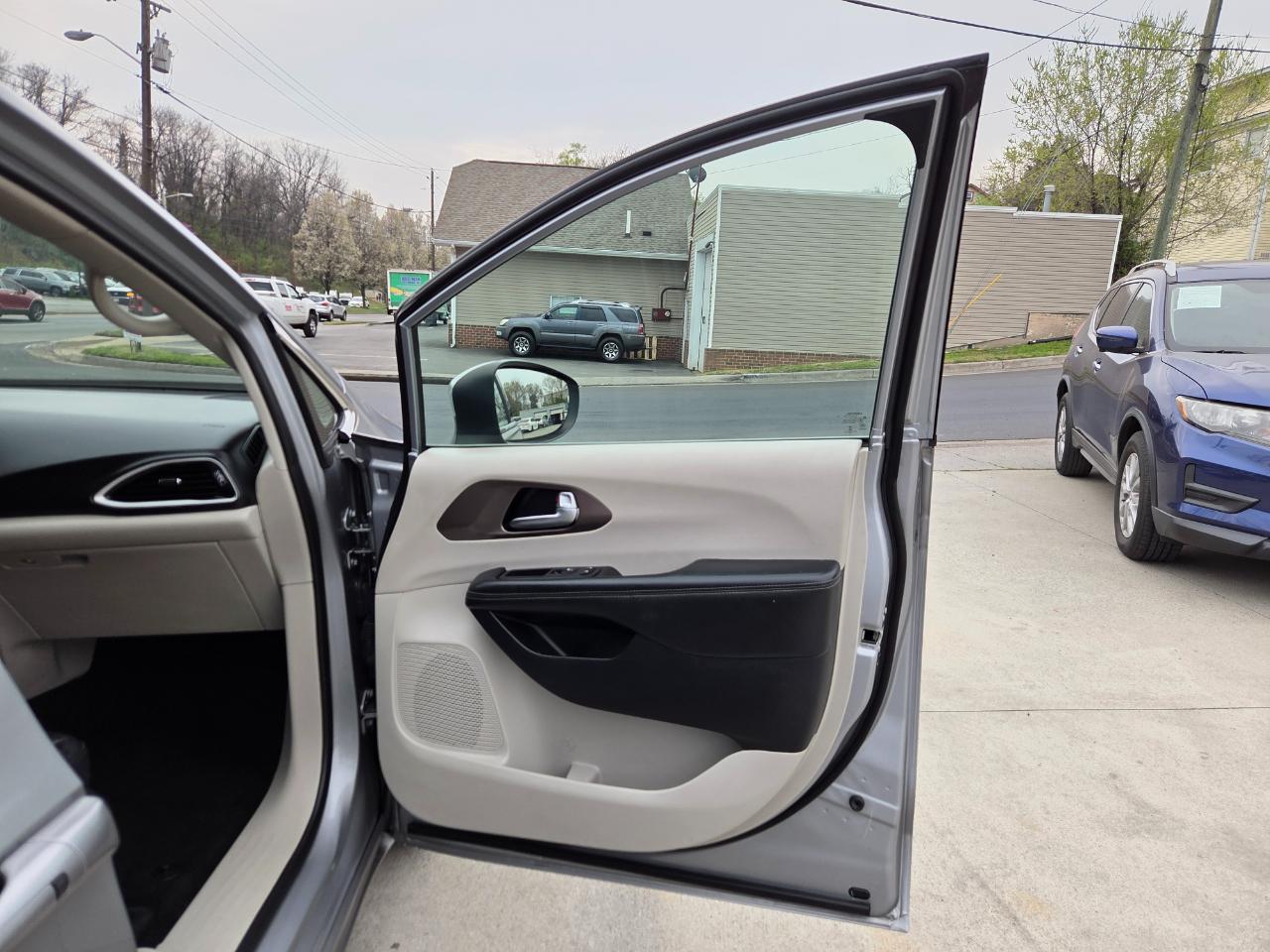 Chrysler Voyager LXI 2020