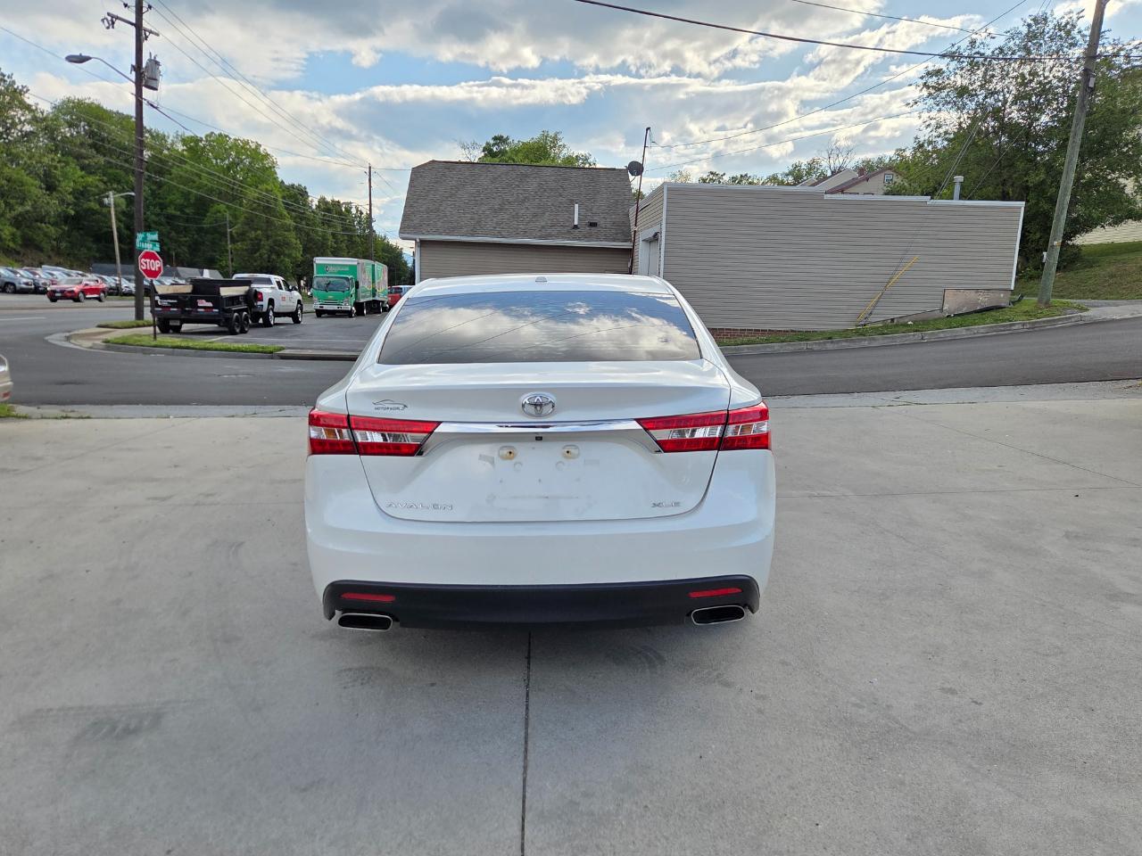 Toyota Avalon XLE Premium 2014
