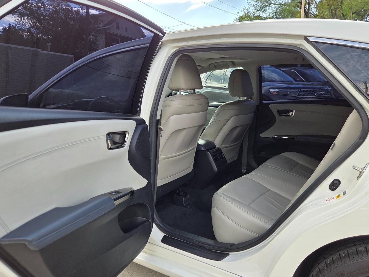 Toyota Avalon XLE Premium 2014