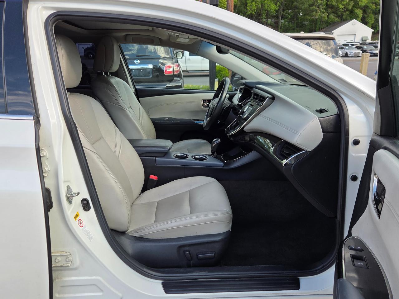 Toyota Avalon XLE Premium 2014