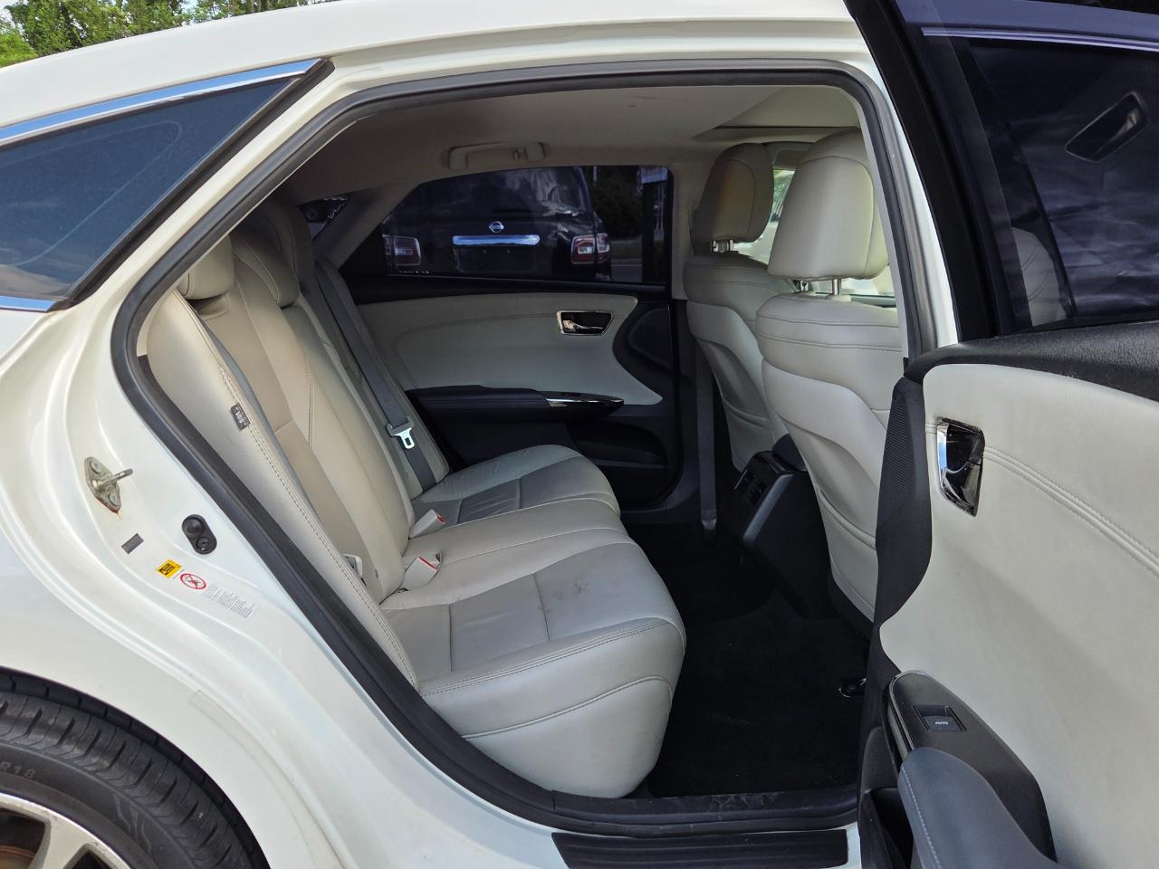 Toyota Avalon XLE Premium 2014