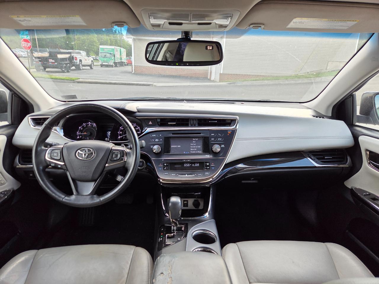 Toyota Avalon XLE Premium 2014