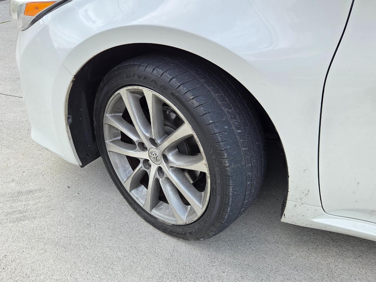 Toyota Avalon XLE Premium 2014