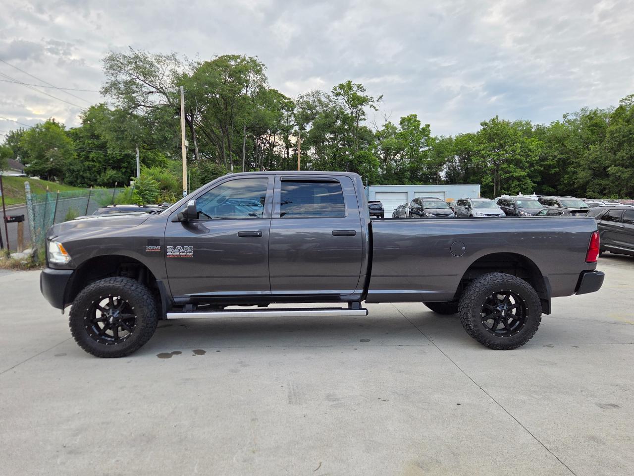 RAM 3500 Tradesman Crew Cab 4WD 2017