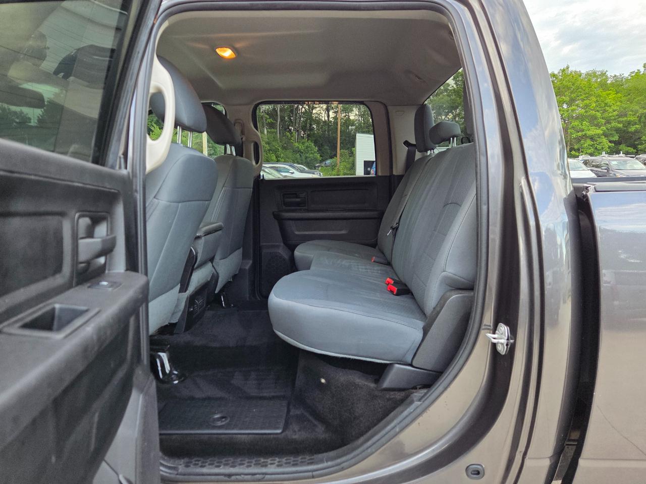 RAM 3500 Tradesman Crew Cab 4WD 2017