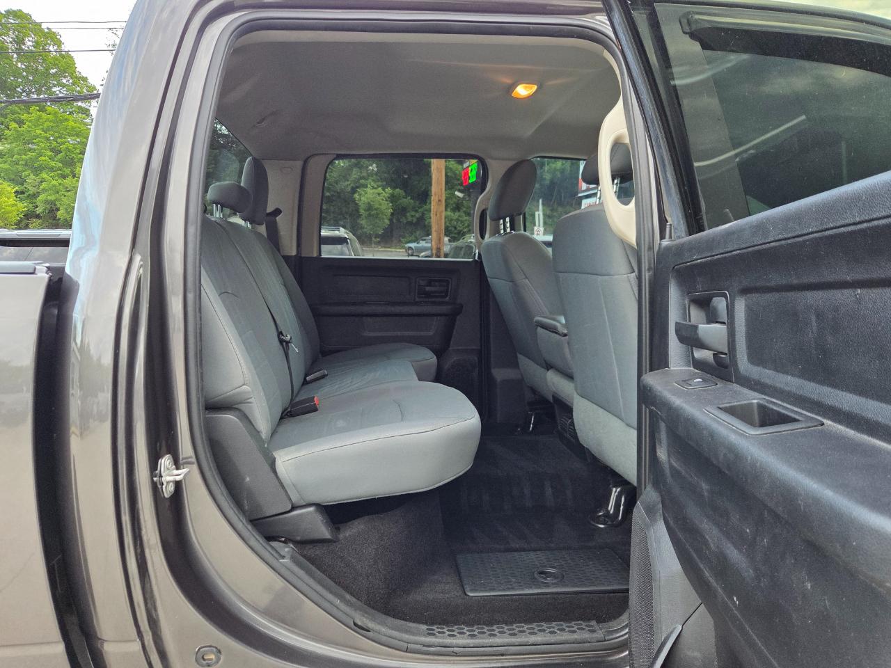 RAM 3500 Tradesman Crew Cab 4WD 2017