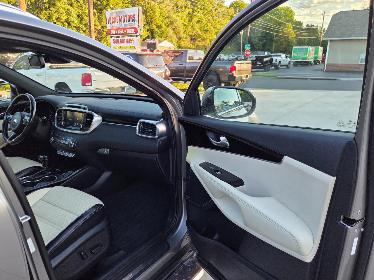 Kia Sorento SX V6 2WD 2016