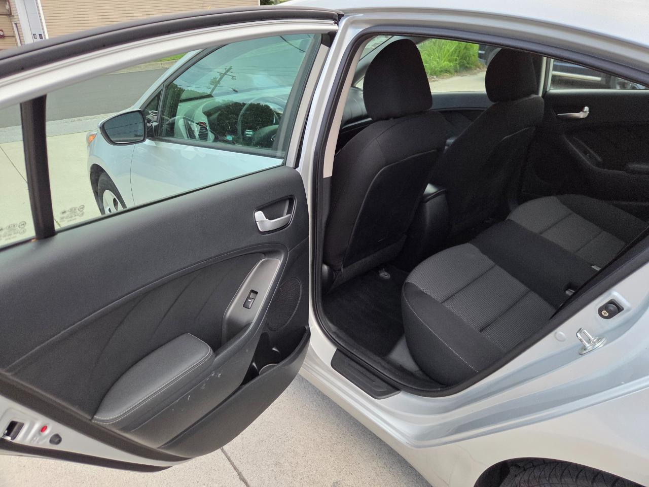 Kia Forte LX 6M 2018
