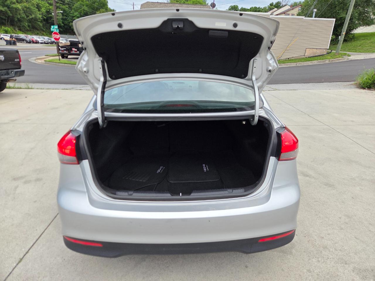Kia Forte LX 6M 2018