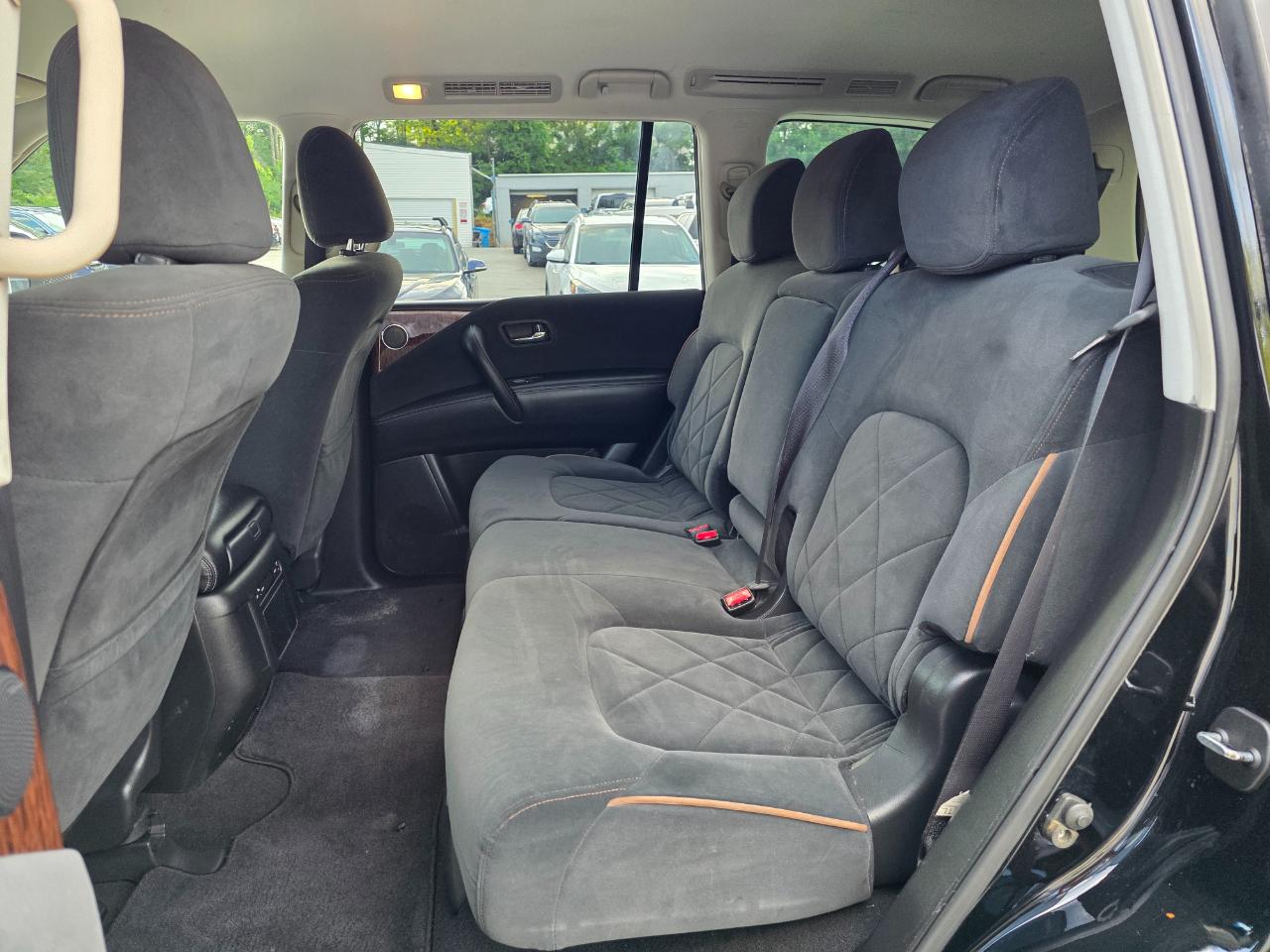 Nissan Armada SV 2017