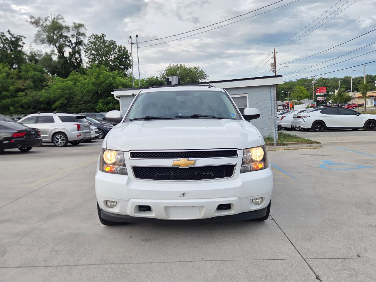 Chevrolet Tahoe LT 4WD 2012