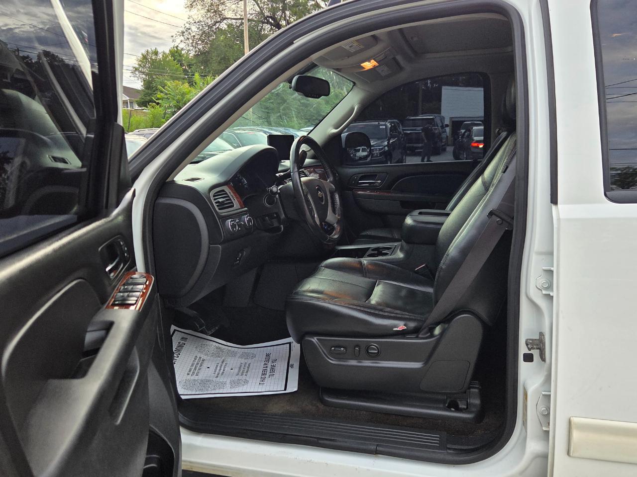 Chevrolet Tahoe LT 4WD 2012