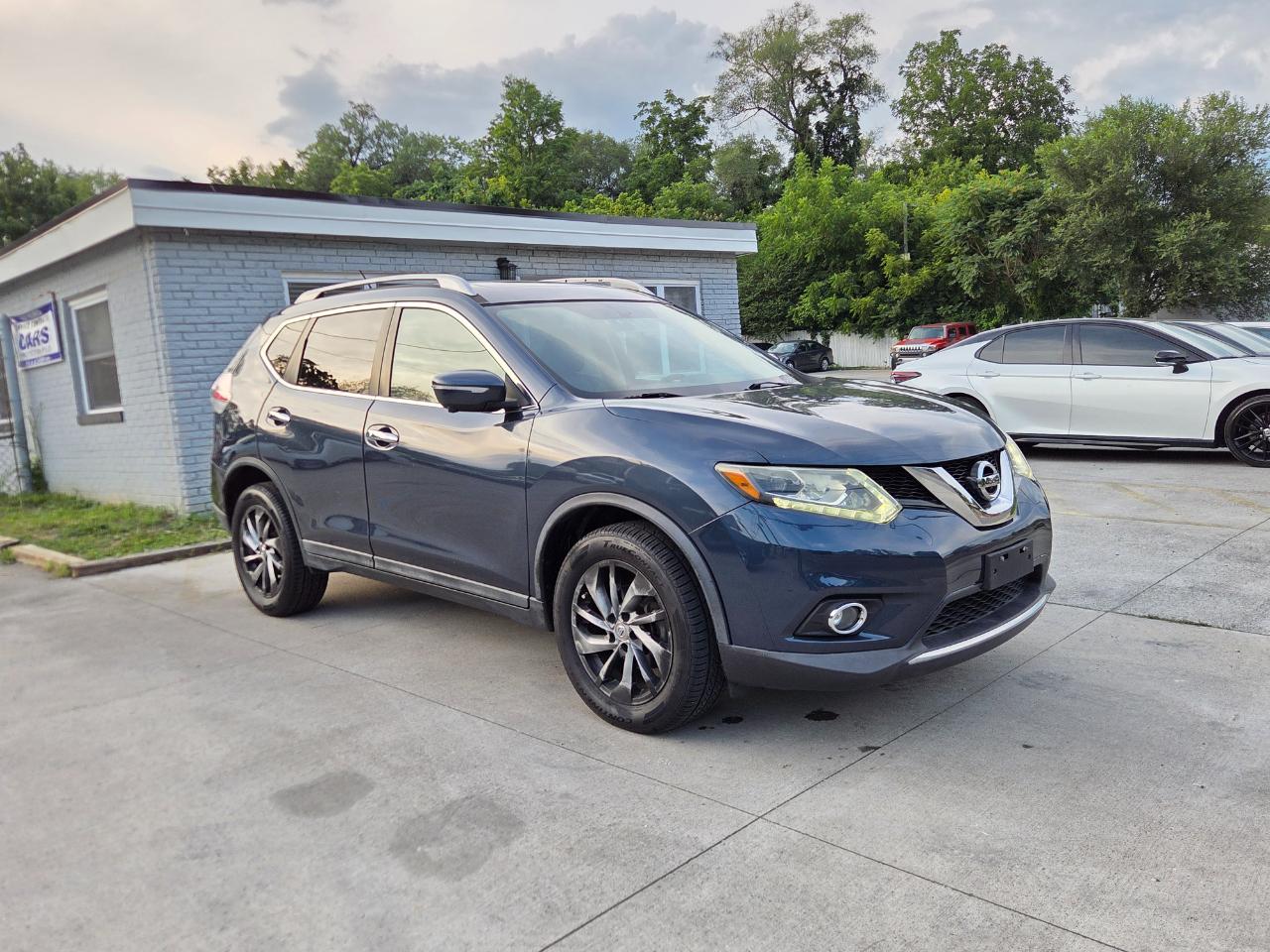 Nissan Rogue SV AWD 2015