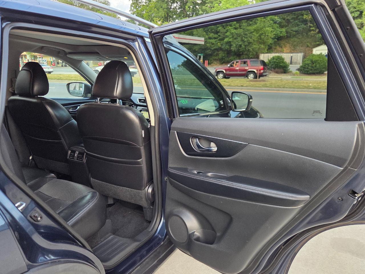 Nissan Rogue SV AWD 2015