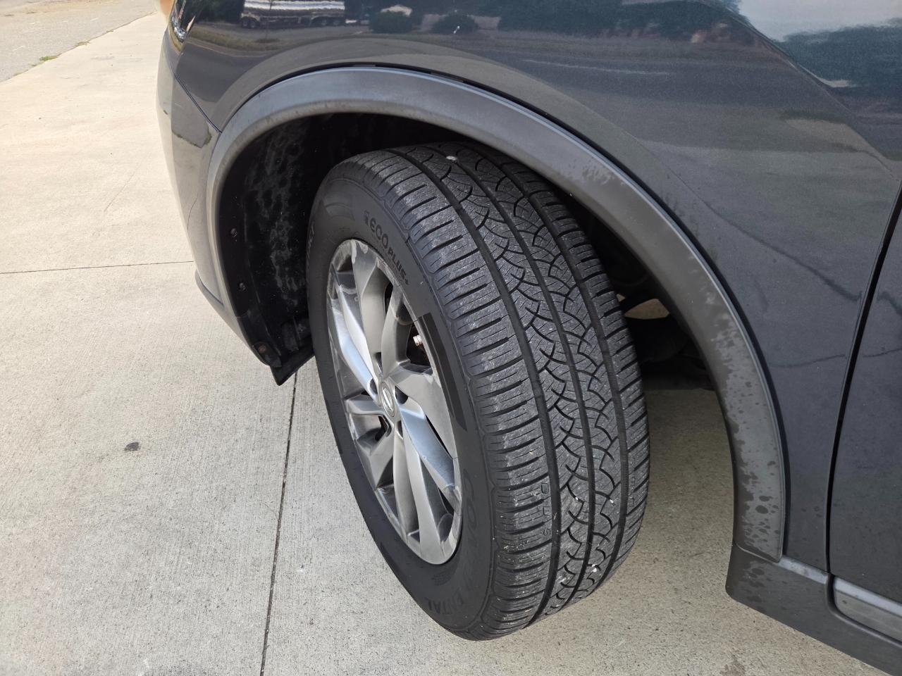 Nissan Rogue SV AWD 2015