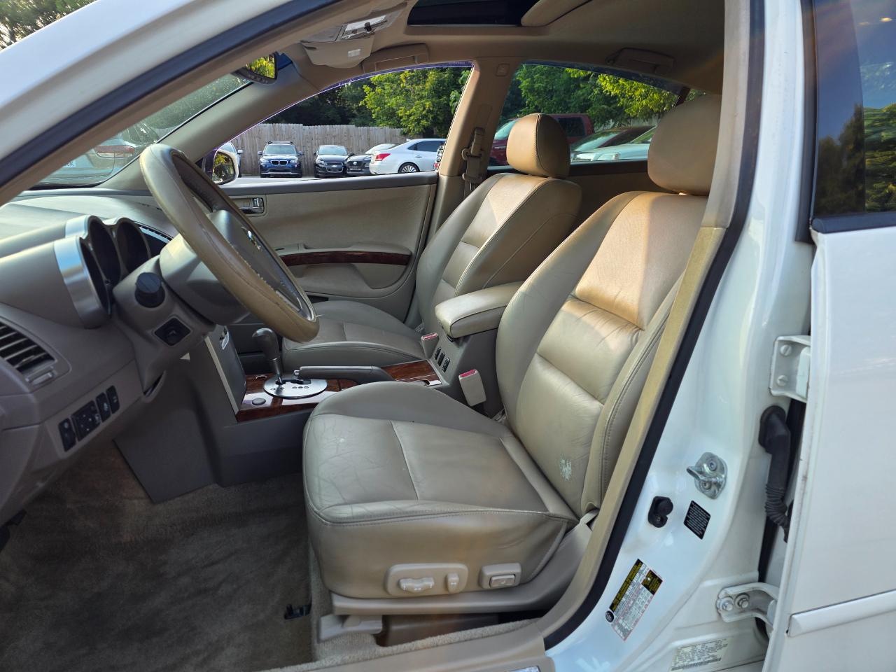Nissan Maxima SE 2006