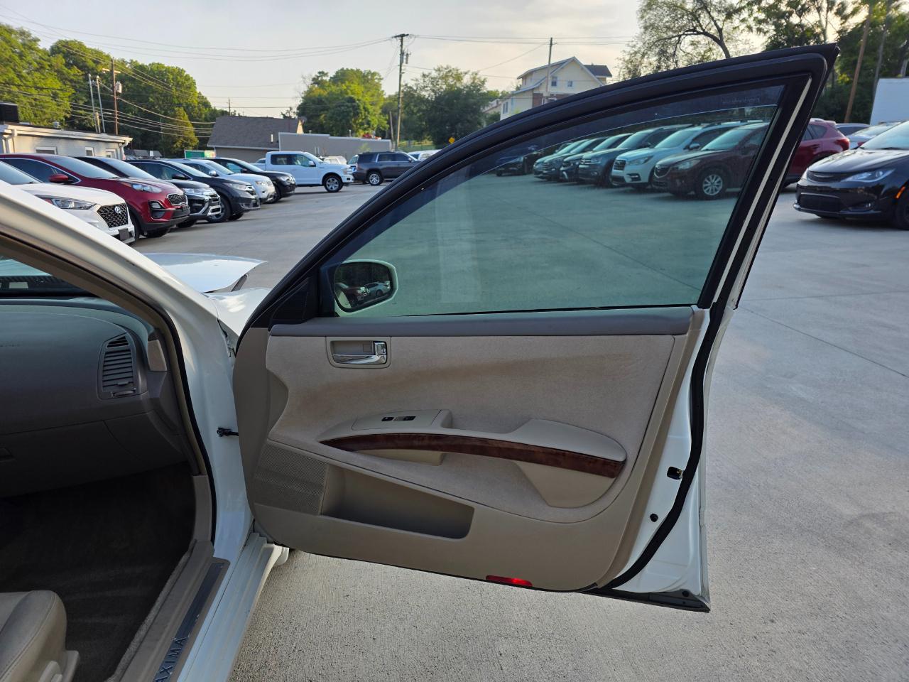 Nissan Maxima SE 2006