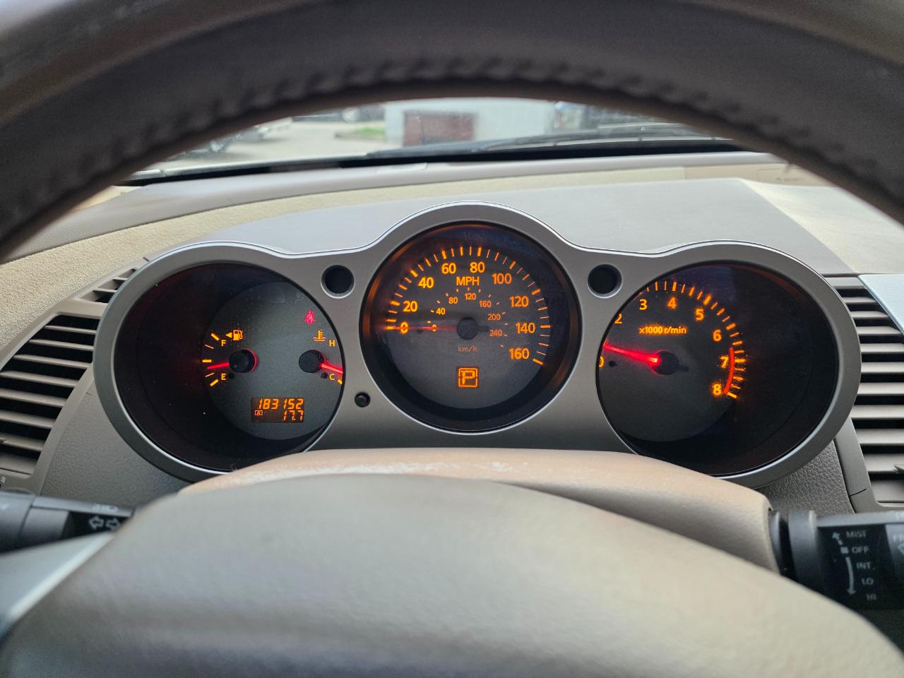 Nissan Maxima SE 2006