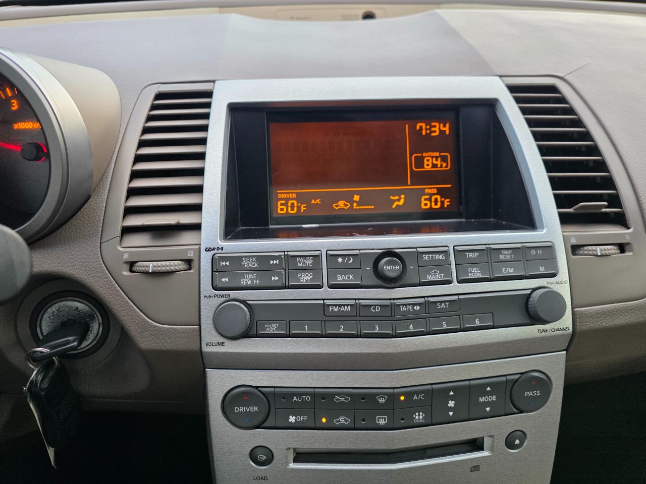 Nissan Maxima SE 2006