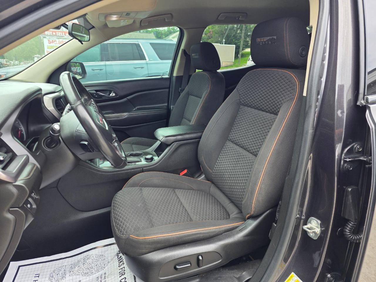 GMC Acadia All Terrain 1 AWD 2017