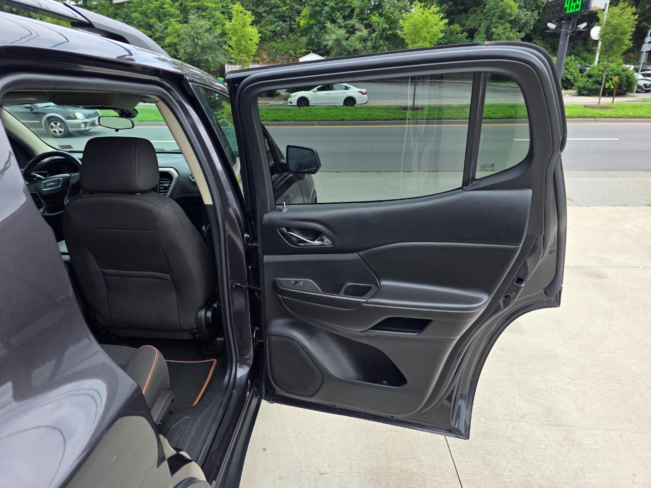 GMC Acadia All Terrain 1 AWD 2017