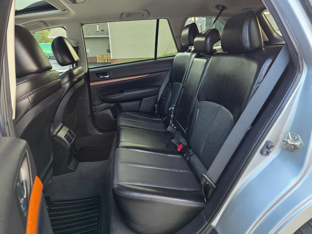 Subaru Outback 3.6R Limited 2014
