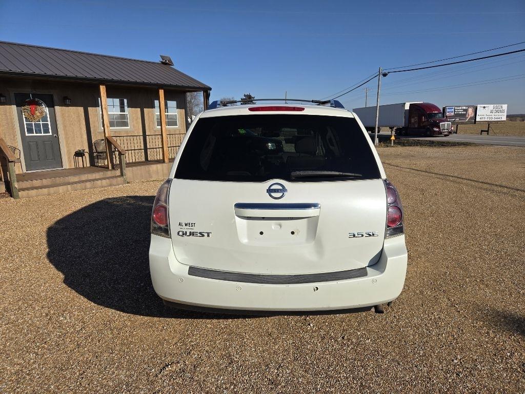 Nissan Quest  2008
