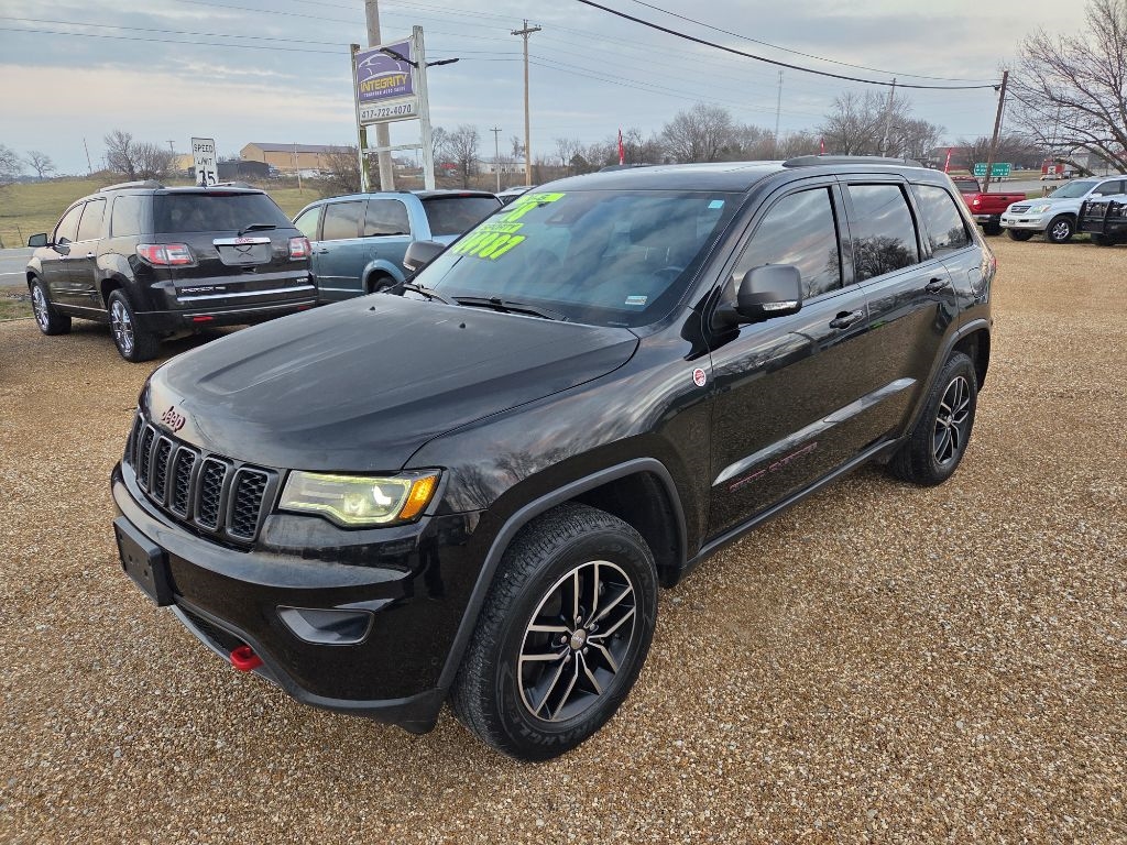 2018 Jeep Grand Cherokee Trailhawk's photo
