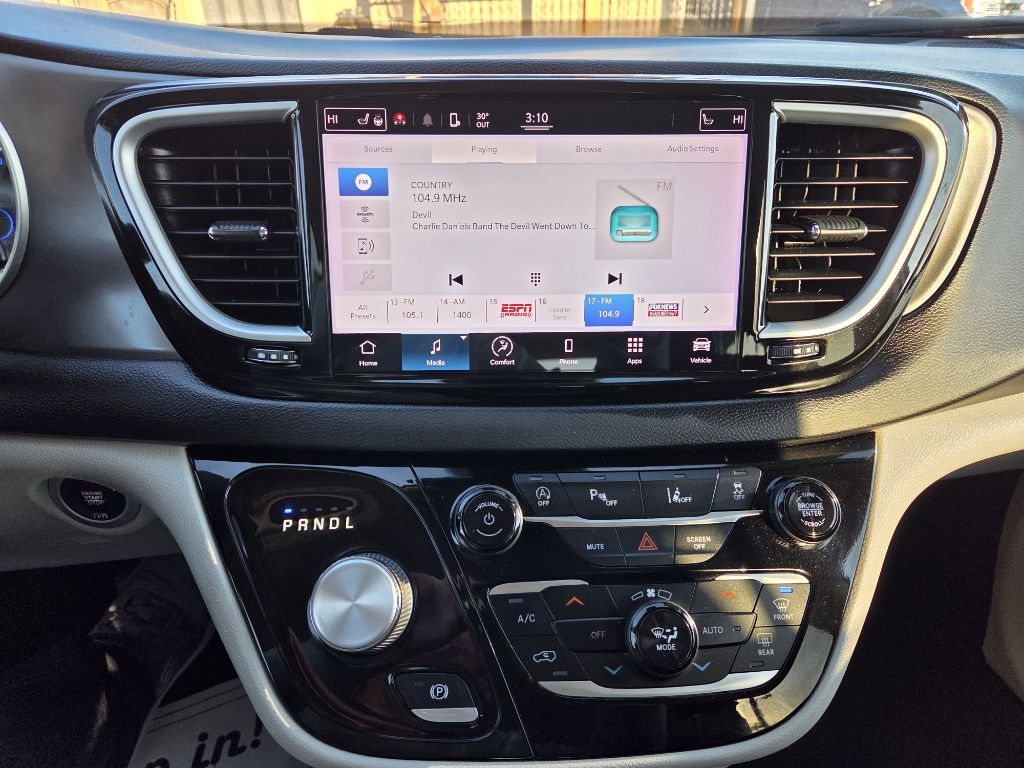 Chrysler Pacifica  2022