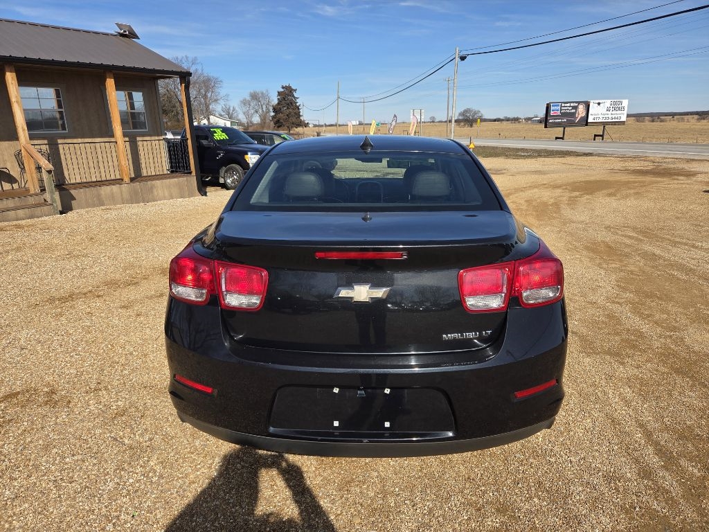 Chevrolet Malibu  2013
