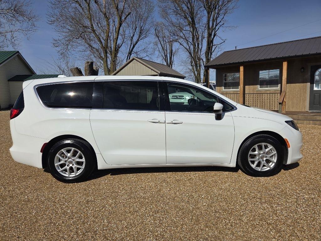 Chrysler Pacifica  2017