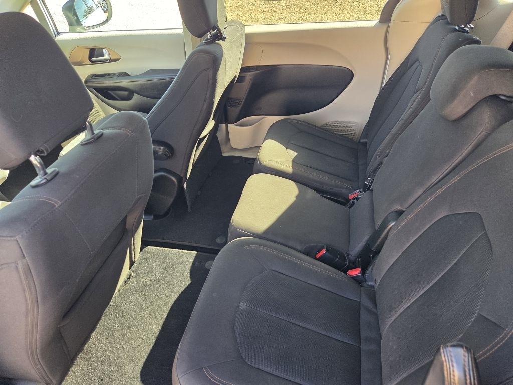 Chrysler Pacifica  2017