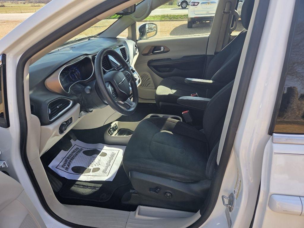 Chrysler Pacifica  2017