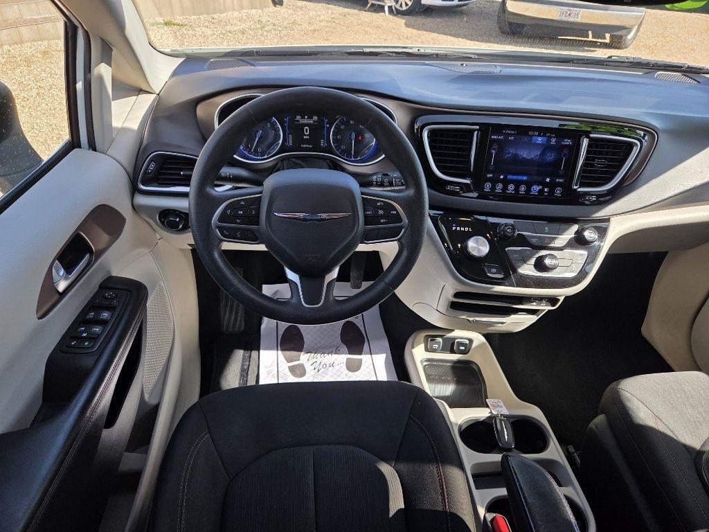 Chrysler Pacifica  2017