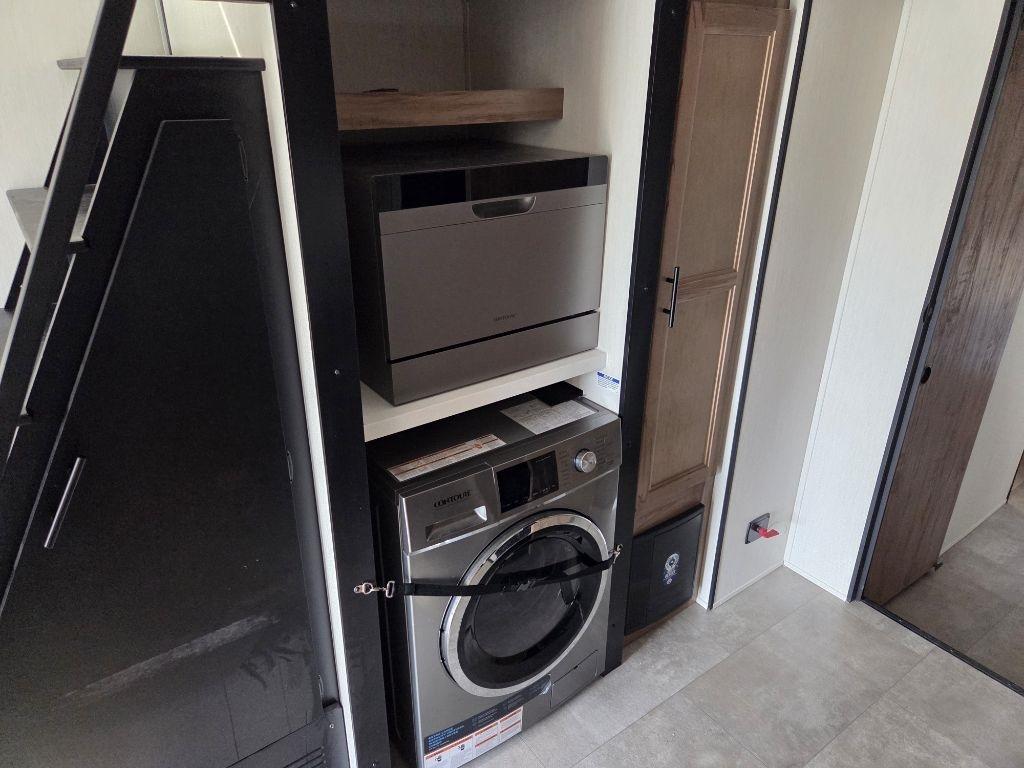 Forest River Cherokee  2025