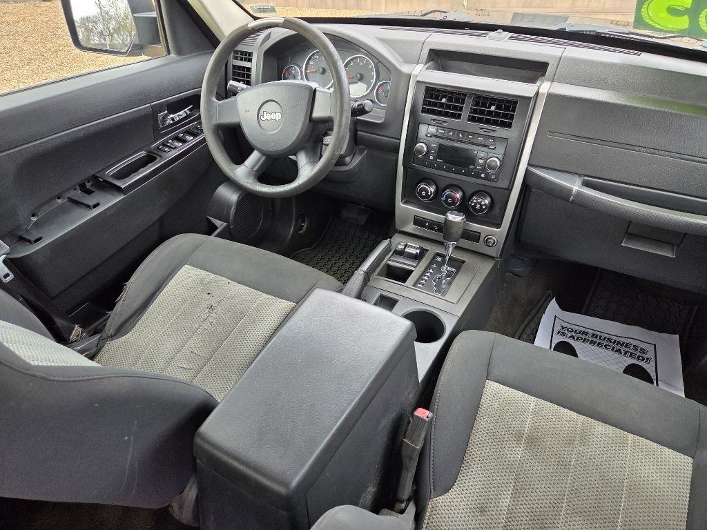 Jeep Liberty  2010