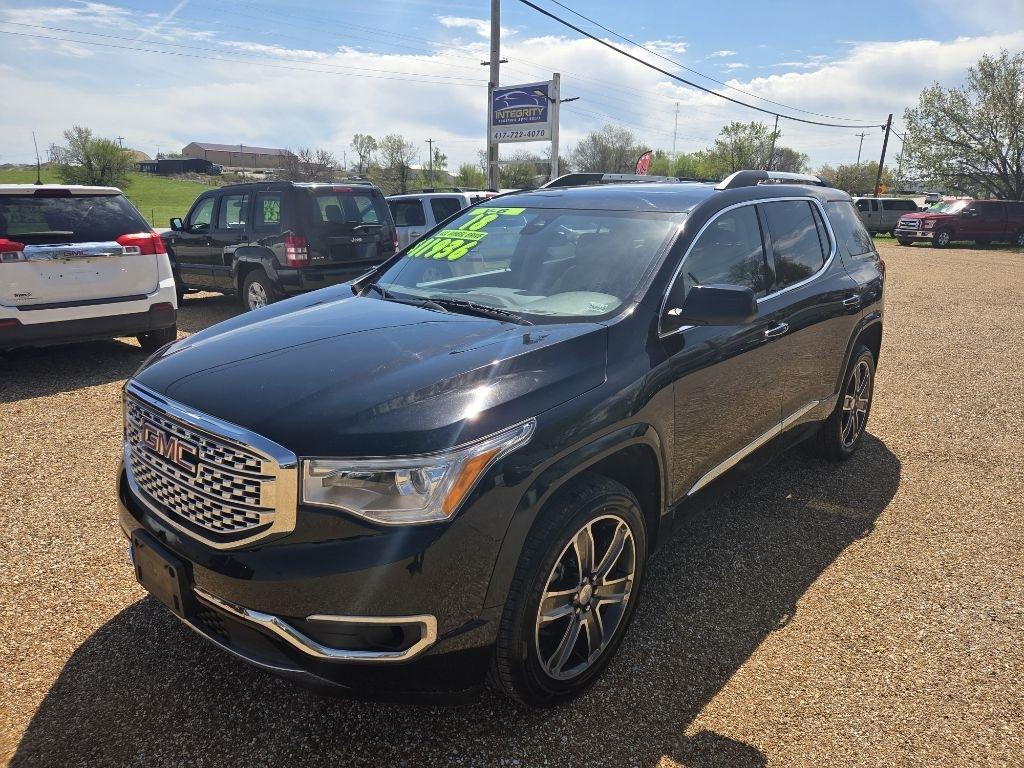 2018 GMC Acadia DENALI