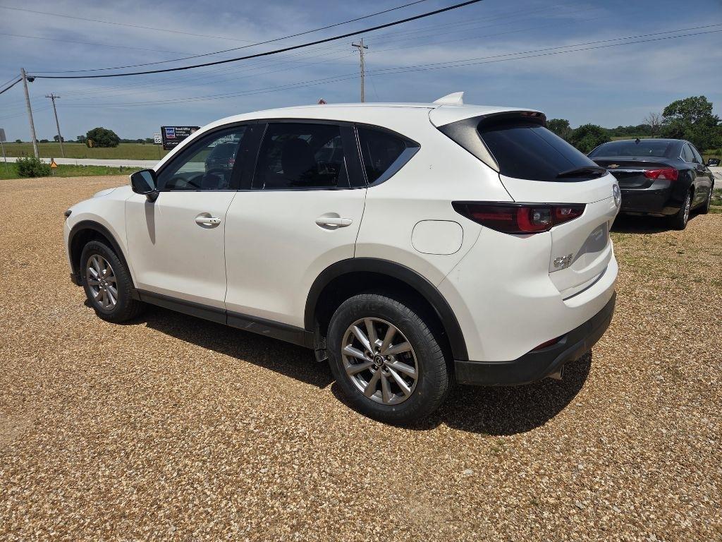 2023 Mazda CX-5 S Preferred package Auto AWD's photo