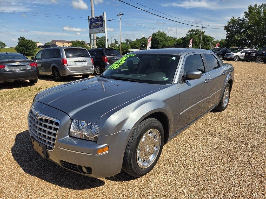 2006 Chrysler 300 Touring's photo