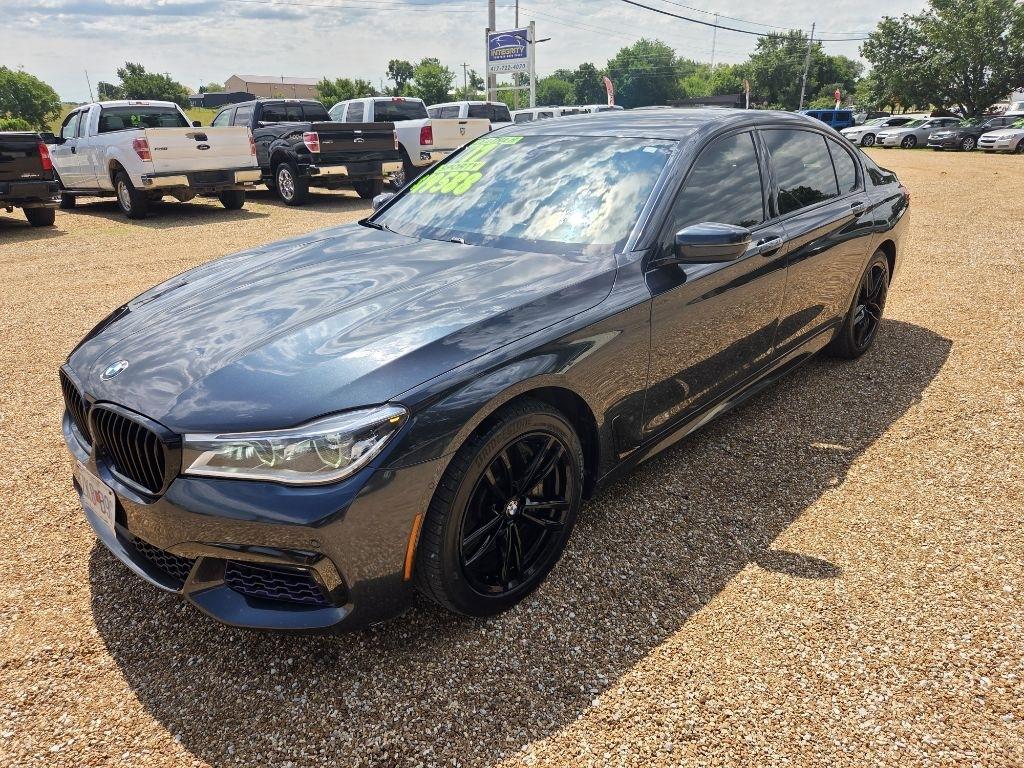 2017 BMW 7-Series XI