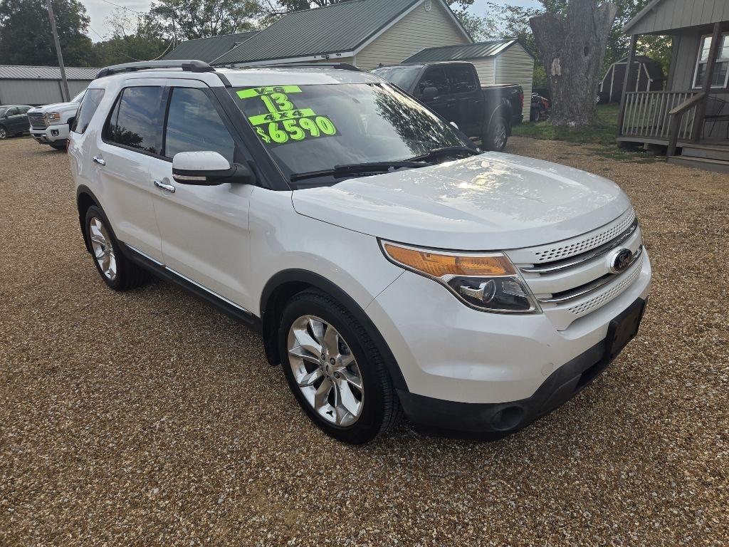 Ford Explorer photo 7