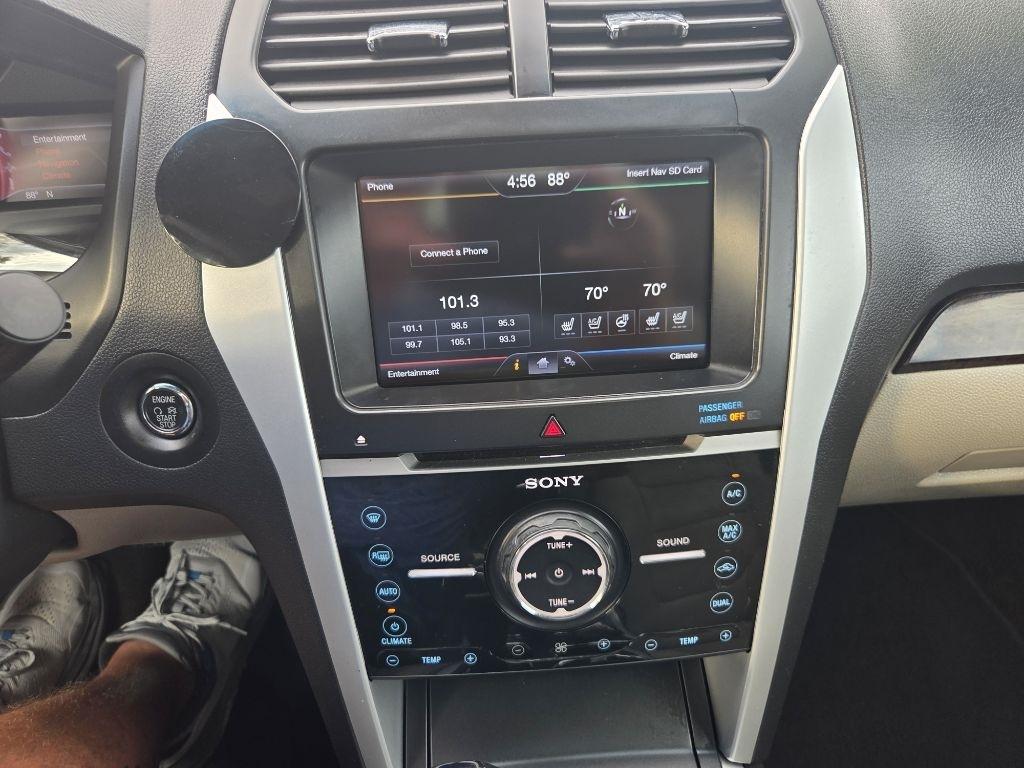 Ford Explorer photo 21