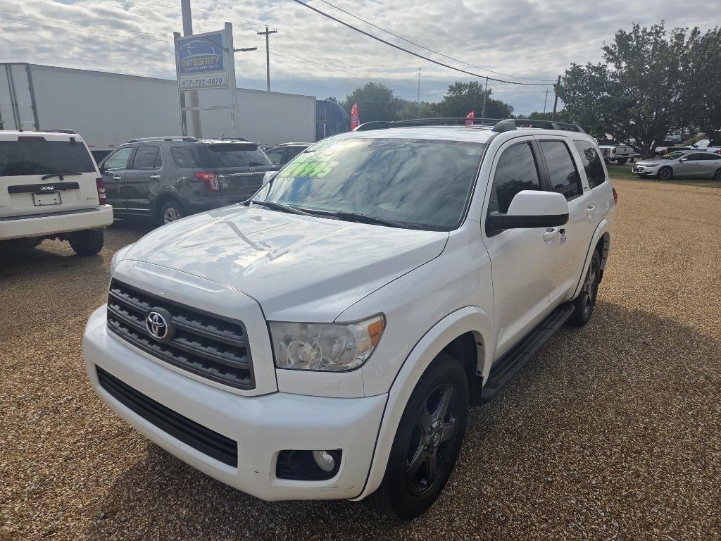 2017 Toyota Sequoia SR5