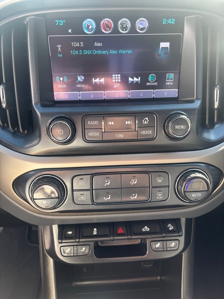 2017 Chevrolet Colorado Z71 photo 14